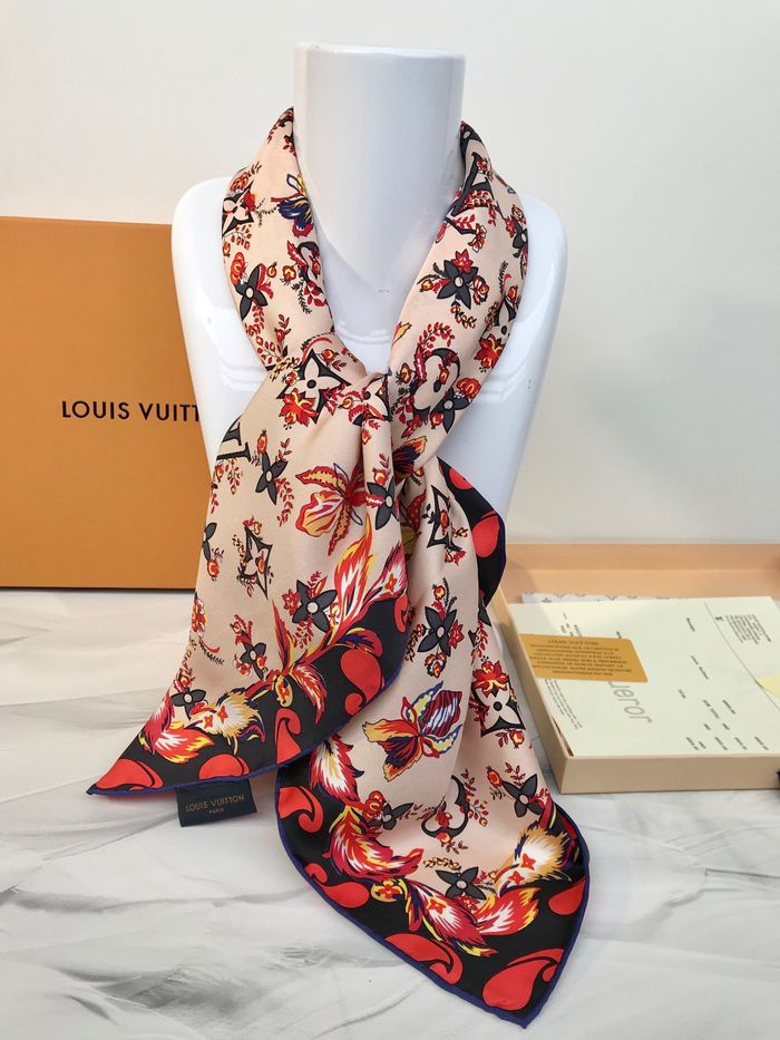 Louis Vuitton Scarf LVS00109